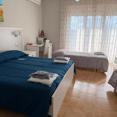Le Stanze Di Lucia Vicino Ospedale Panico E Centro Storico Di Tricase
